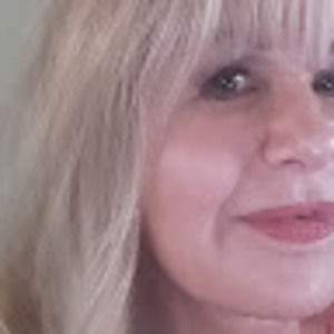 Meet your Posher, Carol